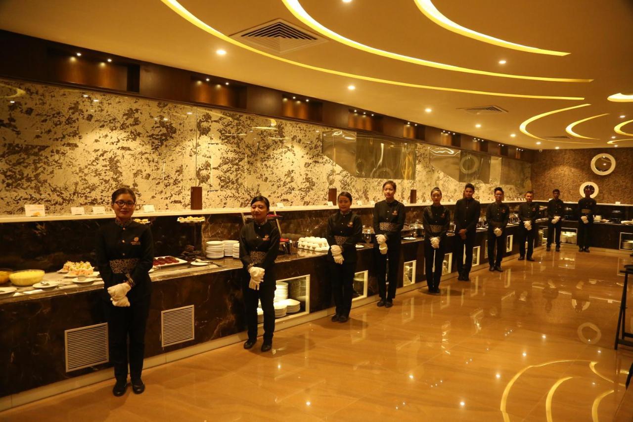Hotel Prince Viraj Jabalpur Exterior foto